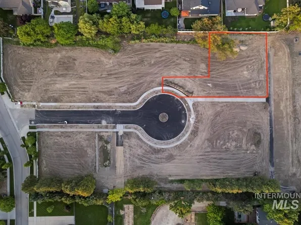 172 N Timber Wolf Pl, Eagle, ID 83616