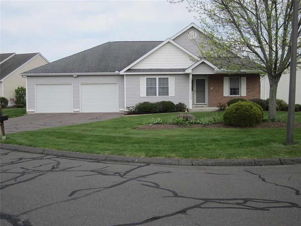 1st image of 26 Quail Hollow Close #26