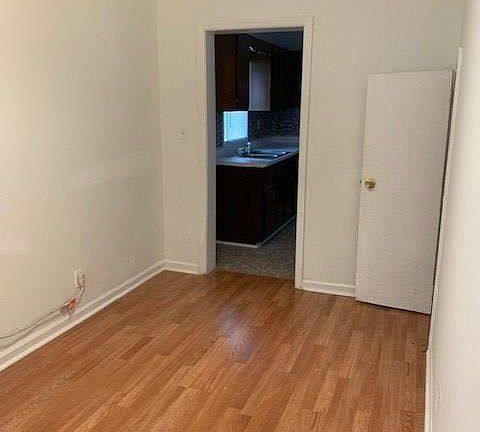 3rd image of 244 Parham St