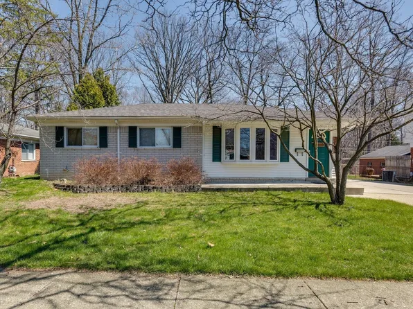 23350 Barfield St, Farmington Hills, MI 48336