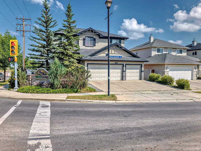 409 W Lakeview Dr — Photo 64