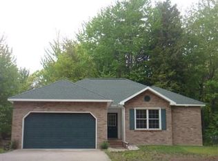 4559 N Lincoln Rd, Ludington, MI 49431