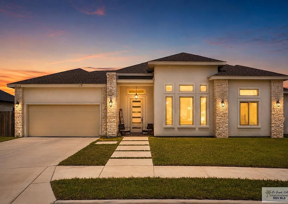 1st image of 7033 Heliconia Dr
