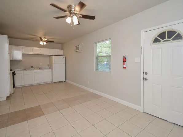 2117 THONIG, 2117 Thonig Rd #B, Houston, TX 77055