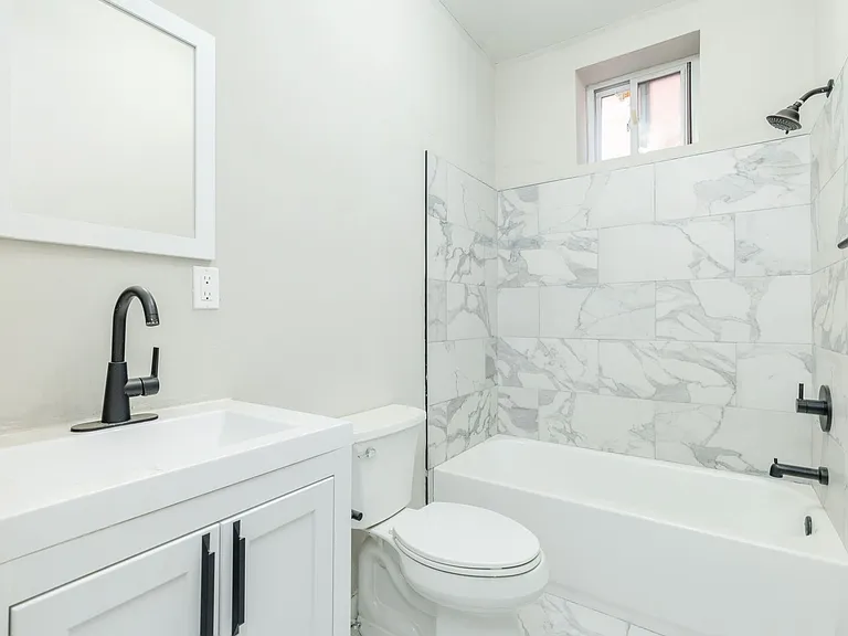 P1 - 1424 W Girard Ave — Photo 3