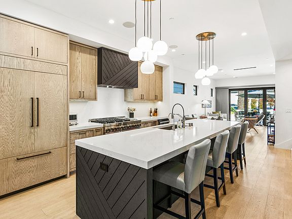 Barstool seating at large island