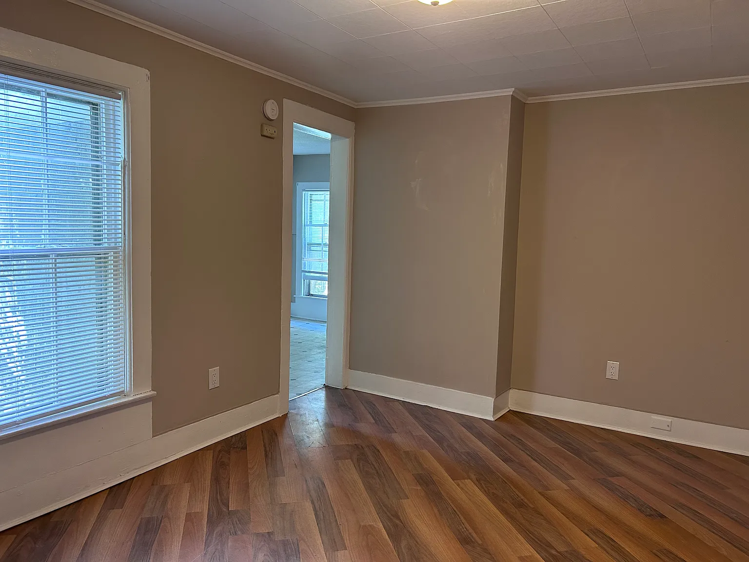 1 bed, 550 sqft, $980 — Photo 4