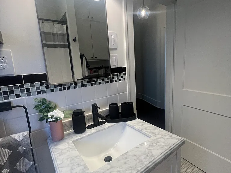 952 N Amidon Ave — Photo 40