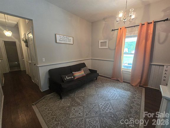 3rd image of 130 Shiloh Rd