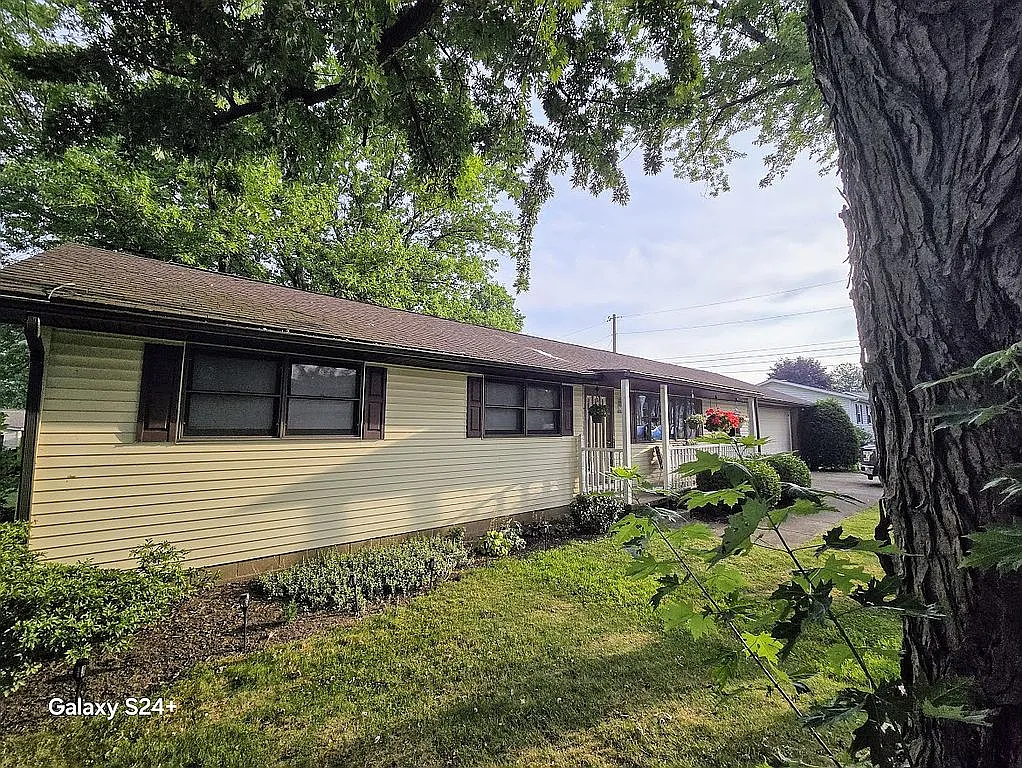 4550 Budd Dr photo 1
