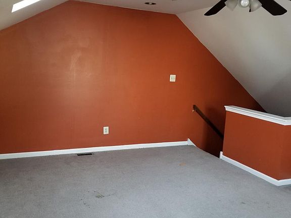 3rd bed room or can be study room