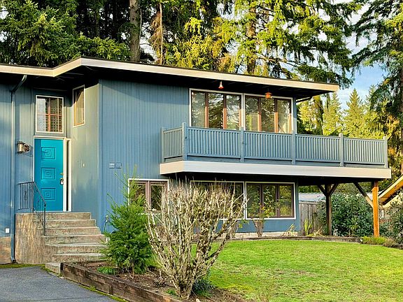 3rd image of 2919 129th Ave NE