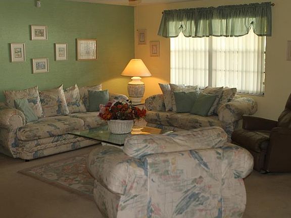 4th image of 16713 Norwood Dr