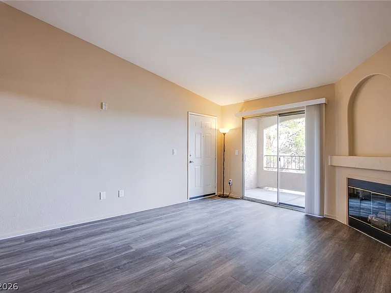 7885 W Flamingo Rd #2127 — Photo 5