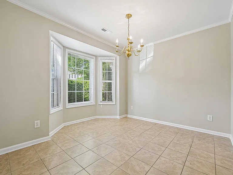 278 S Raleigh St — Photo 3