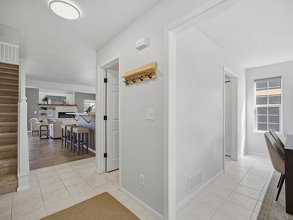 5th image of 2908 Des Moines Dr
