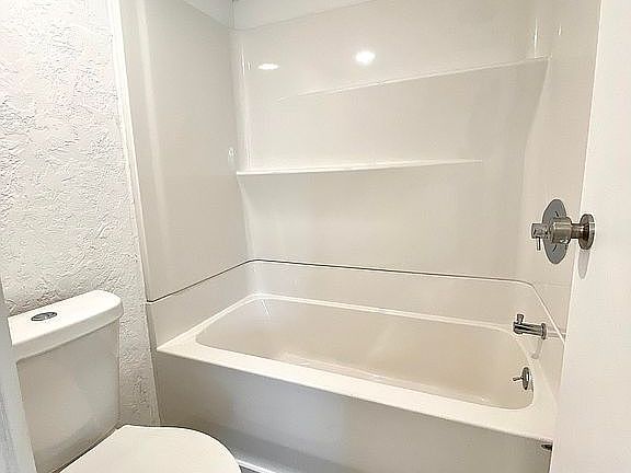 5th image of 812 N 8th St Lot 41