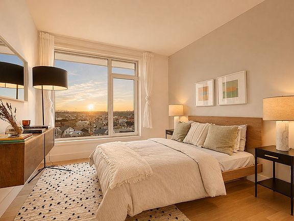 3rd image of 133 Beach 116th St APT 5J