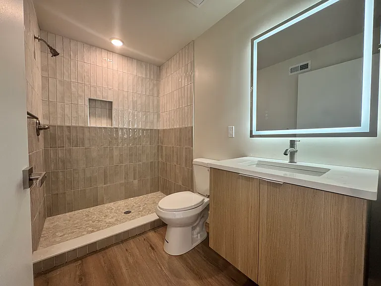 5222-24 Chester Ave #7 — Photo 15