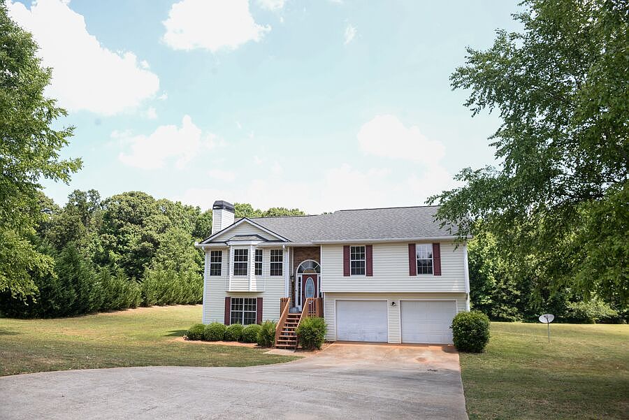 1st image of 137 Michael Ln