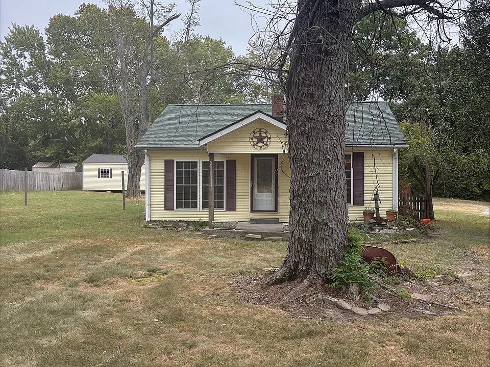 2387 Old Greenbrier Pike