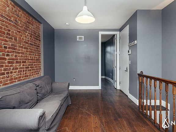 2nd image of 1368 Putnam Ave APT 1L