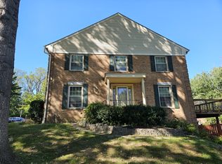 15 Victoria Falls Dr, Sparks, MD 21152