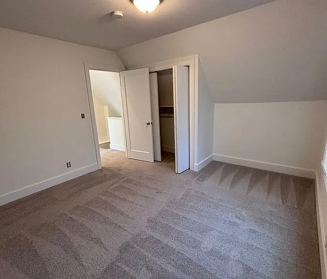 7802 Roosevelt Way NE — Photo 9