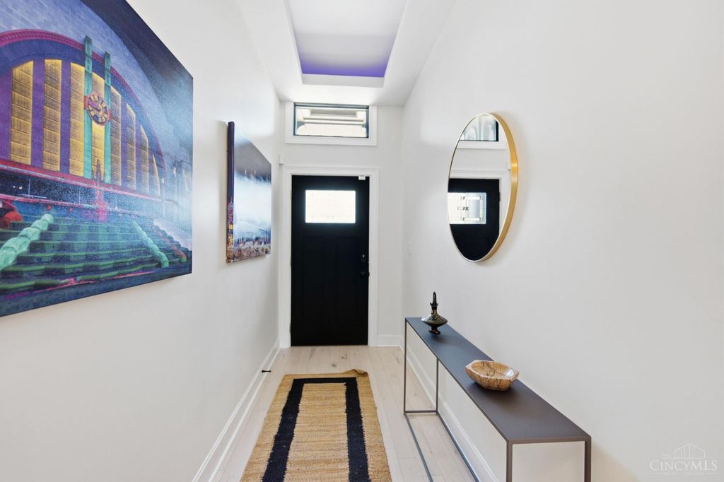 918 York St, Cincinnati, OH - View 3
