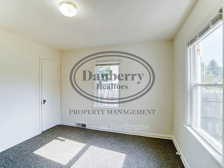 919 Brookley Blvd — Photo 15
