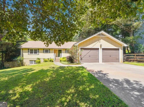 2220 Williams Ln, Cumming, GA 30028