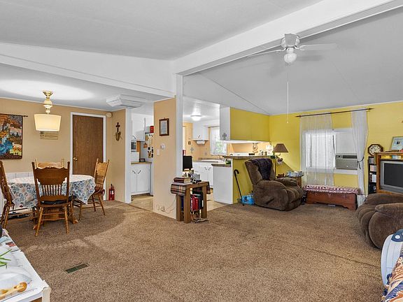 4th image of 5556 Isabel Dr