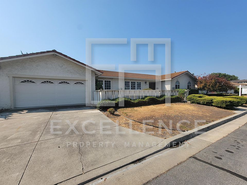 1st image of 2630 Tuliptree Ln