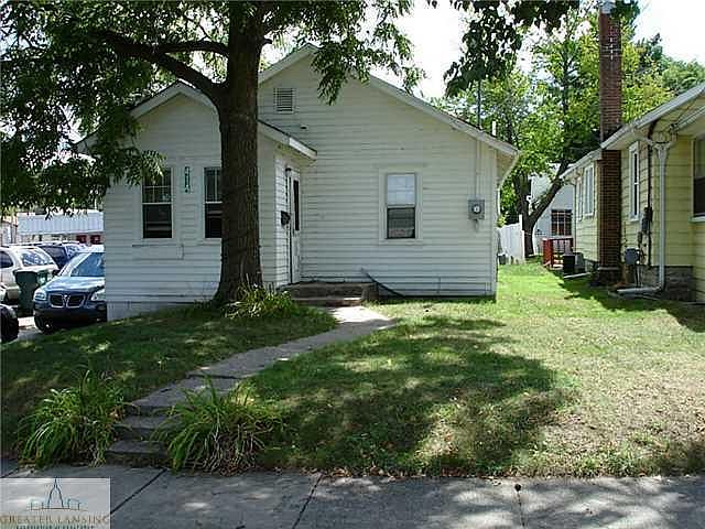 2nd image of 414 E Willard Ave