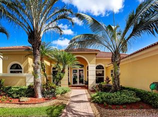 2656 Edgewater Dr, Weston, FL 33332