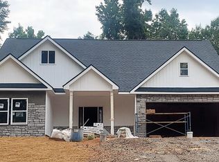 165 Lake Bowen Dr, Inman, SC 29349