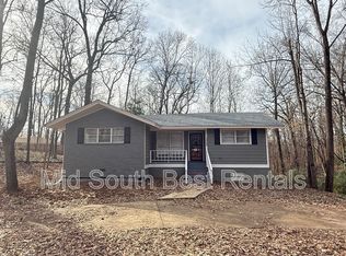 3069 Homewood Dr, Memphis, TN 38128