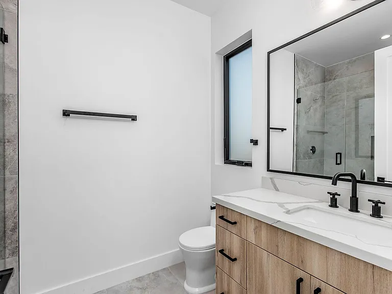 5311 Ben Ave #1/2 — Photo 11