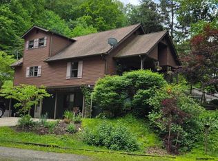 557 Ross Rd SE, Lancaster, OH 43130