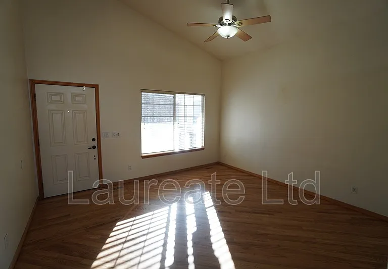 9375 E Arizona Pl — Photo 4