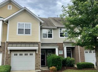 9127 Bunnwood Ln, Raleigh, NC 27617