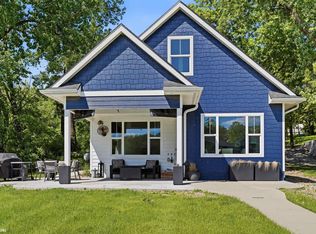 207 W Woodland Rd, Montezuma, IA 50171