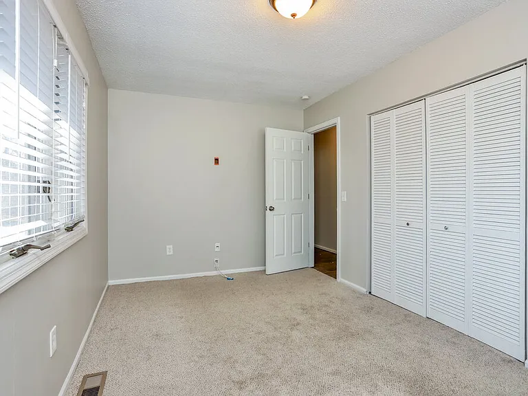 1 Saint Mark Dr — Photo 19