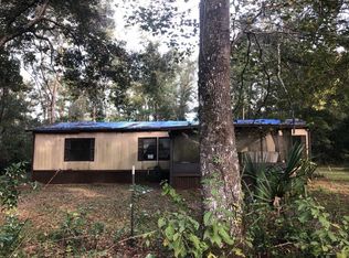 828 NE 642nd St, Old Town, FL 32680