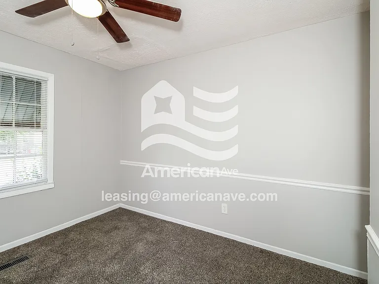 30464_004_main_bedroom_12798448.jpg