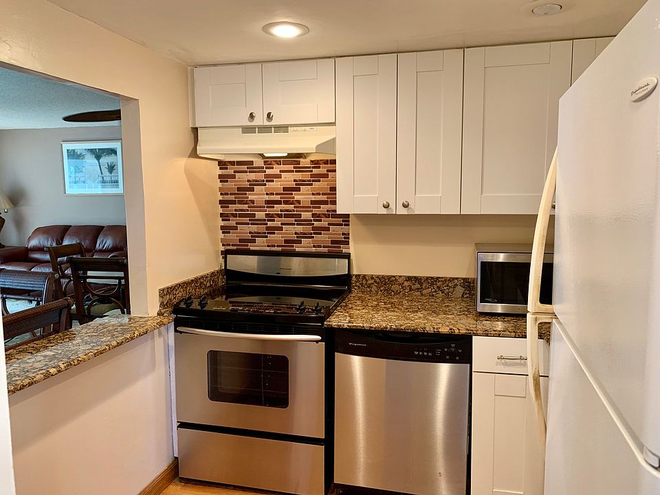 1st image of 2751 E Sunrise Lakes Dr #207