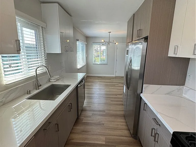 2118 Manhattan Beach Blvd #C — Photo 6