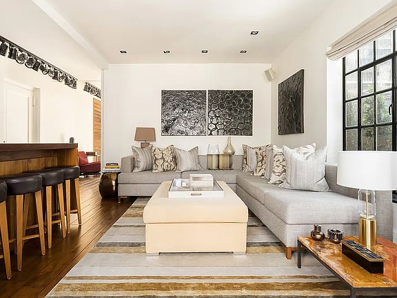 3rd image of 230 E 50th St Penthouse D