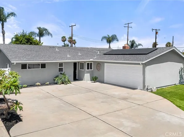1260 N Sacramento St, Orange, CA 92867