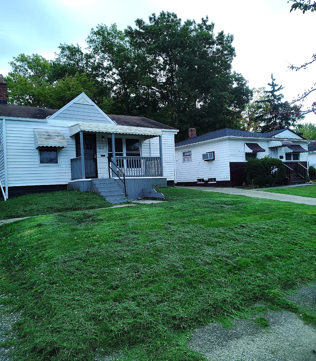 3 bed, 1.5 bath, 1064 sqft, $1,350 — Photo 4